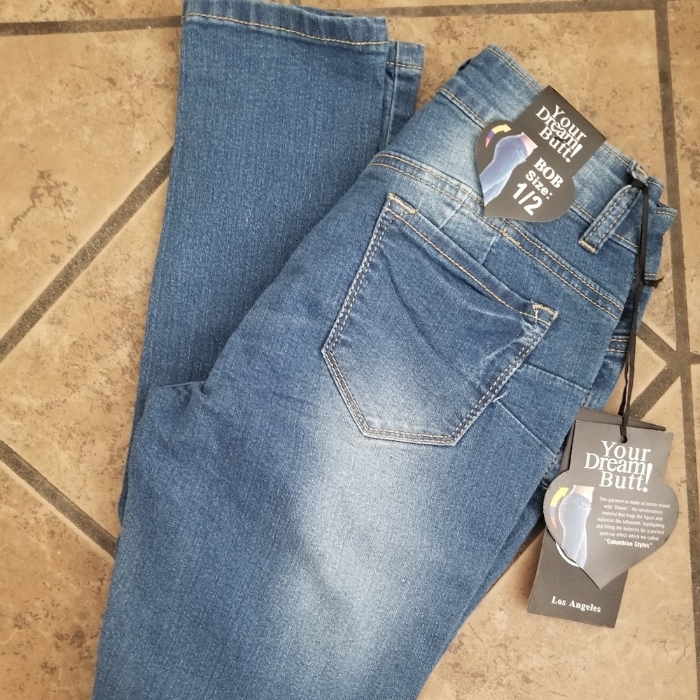 NWT Fashion Nova Your Dream Butt Jean's 1/2 sz